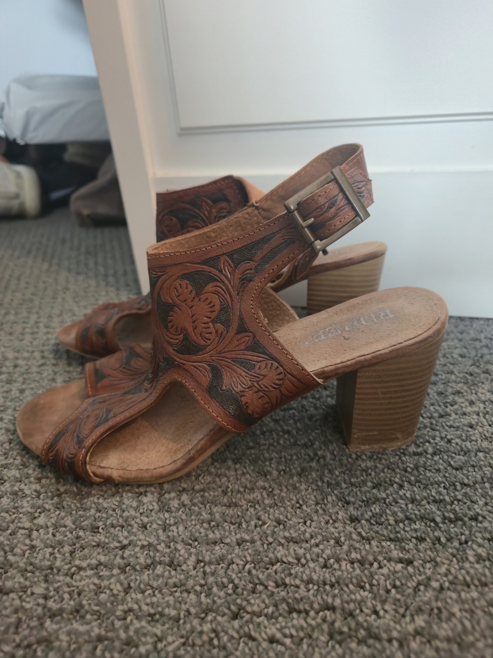 Roper Brown Leather Floral Cutout Heeled Sandals